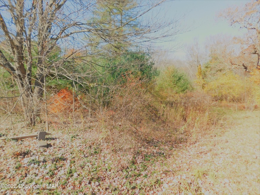 701 Penn Dr, Tamaqua, PA 18252 - photo 1