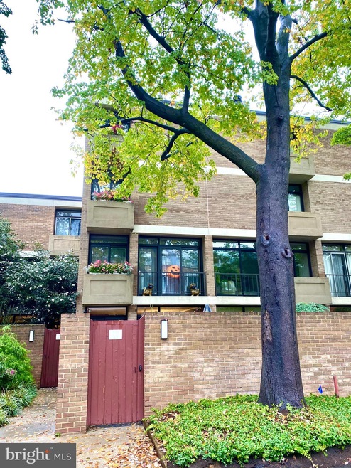 409 N St SW unit 5, Washington, DC 20024 - photo 1