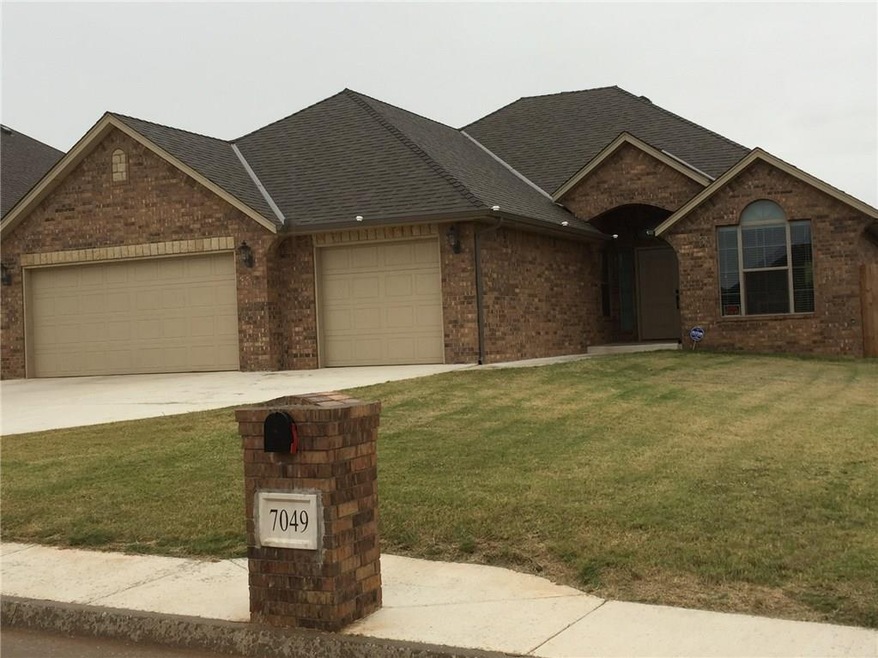 7049 Cherokee Crossing W, Warr Acres, OK 73132 - photo 1