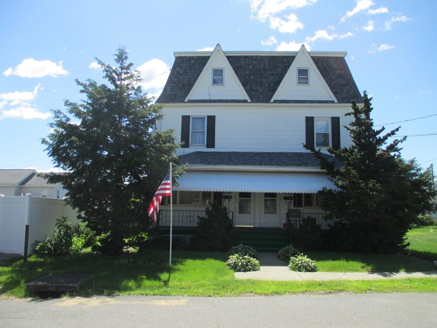 1424 Short Ave, Scranton, PA 18508 - photo 1