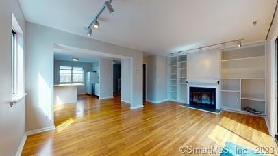 426 Courtland Ave unit 4, Stamford, CT 06906 - photo 1