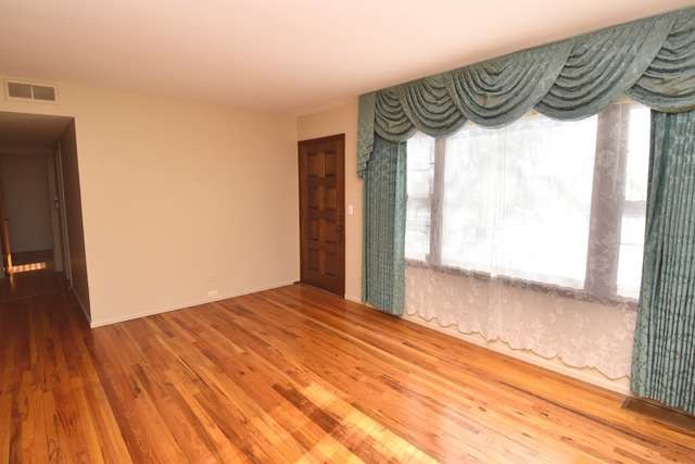 615 Dawes Ave, Wheaton, IL 60189 - photo 1