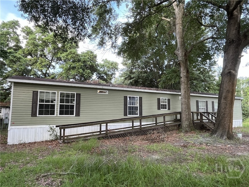 175 Bob White Cir, Jesup, GA 31545 - photo 1