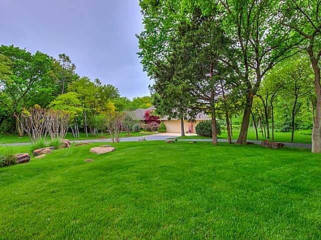 2811 Bobwhite Trail, Edmond, OK 73025 - photo 1
