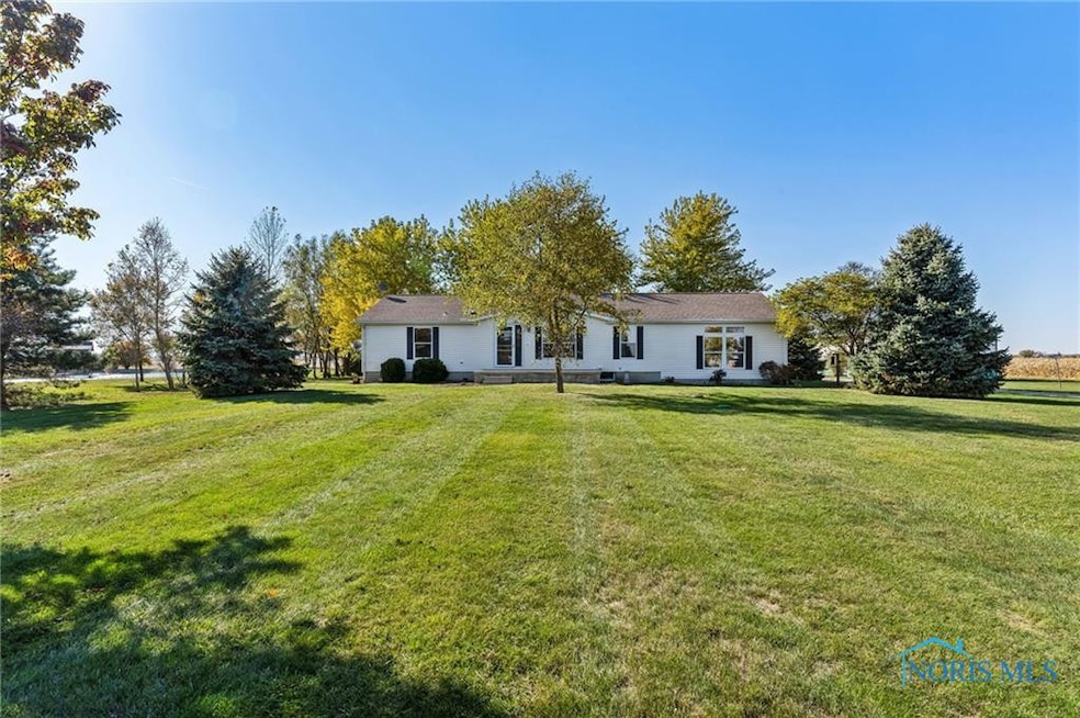 11437 Roundhead Rd, Custar, OH 43511 - photo 1