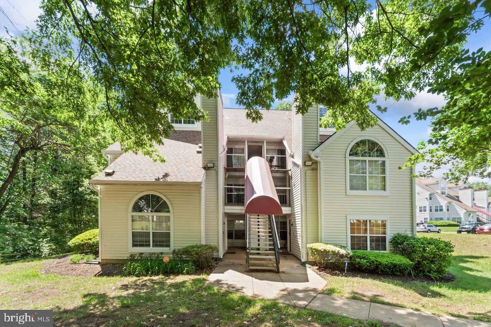 1013 Fallcrest Ct unit 4-203, Bowie, MD 20721 - photo 1