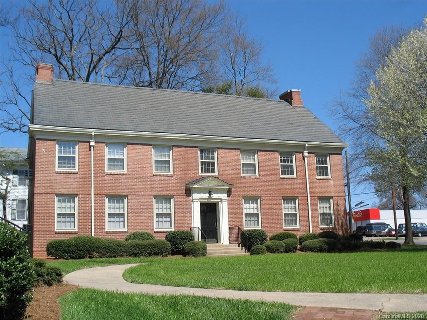 416 S Center St unit C3, Statesville, NC 28677 - photo 1