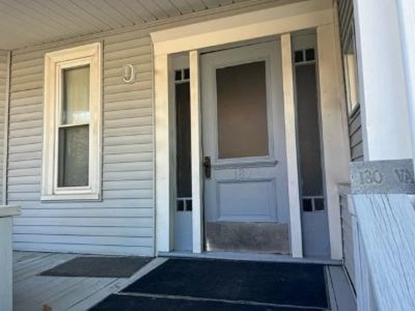 180 Vassal Ln unit 3, Cambridge, MA 02138 - photo 1