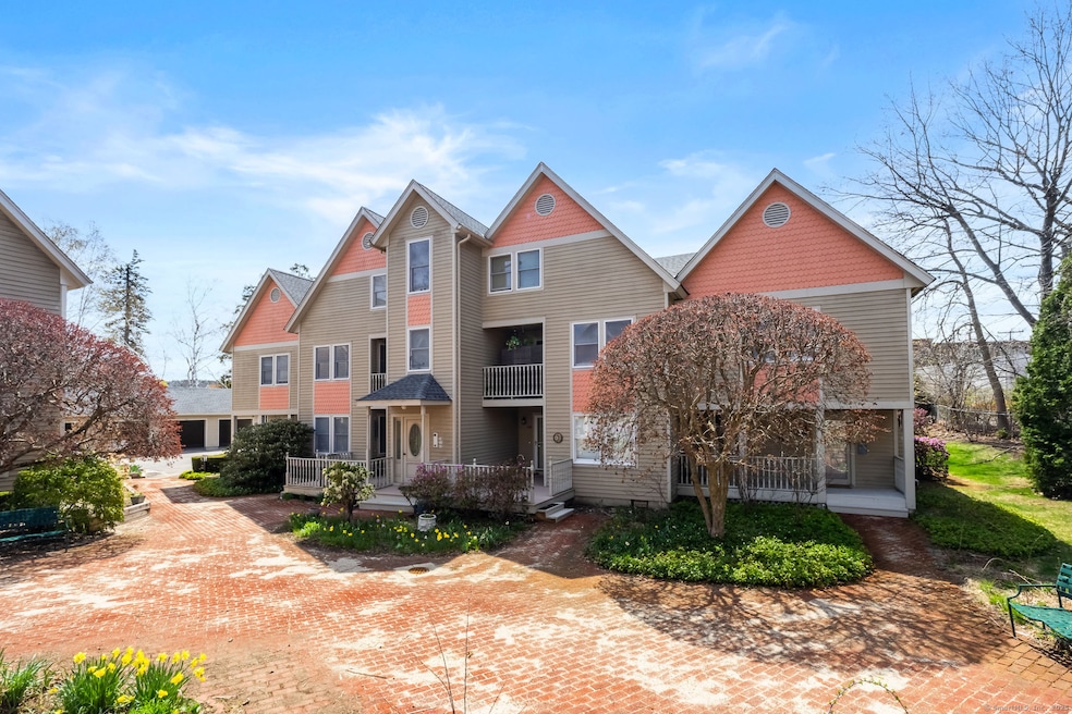 Sold $200,000 • Co-Listing Agent