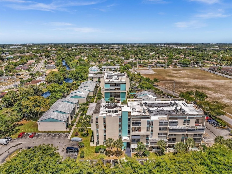 Newport at Lauderhill unit A401, Lauderhill, FL 33313 - photo 1