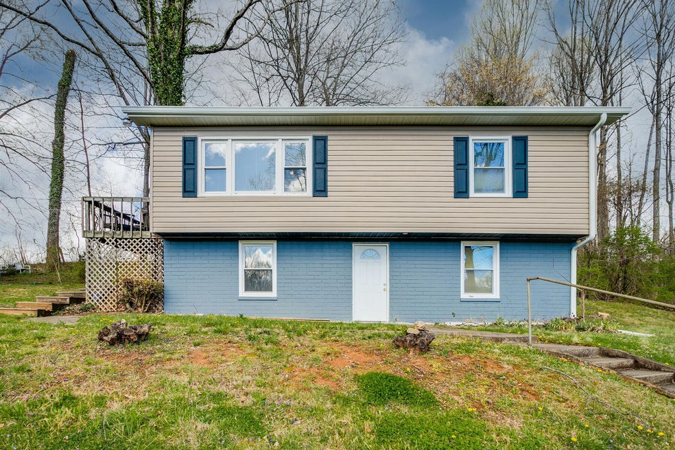 2305&2303 Abbott Dr, Johnson City, TN 37601 - photo 1