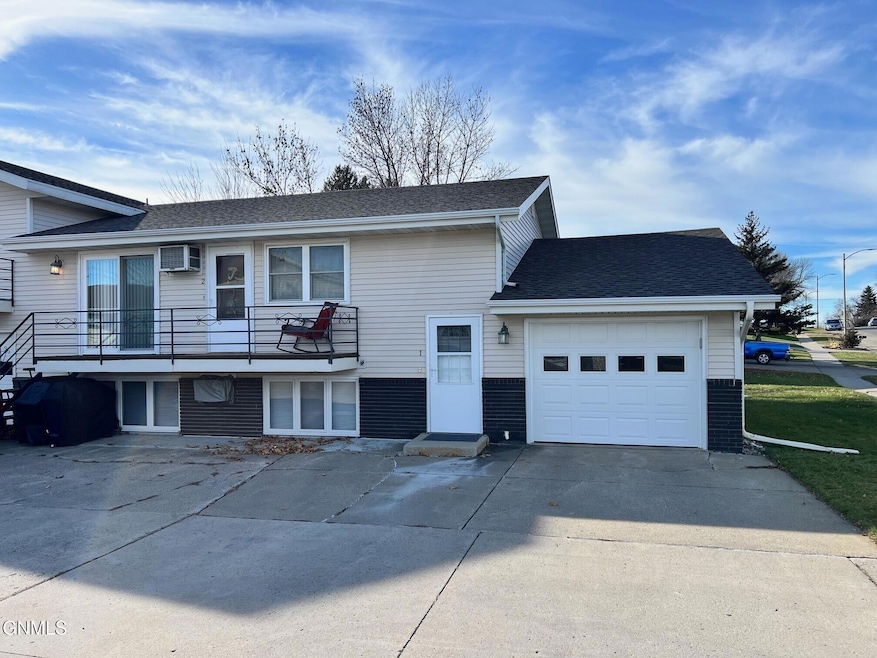 701 Interstate Avenue E 1, Bismarck