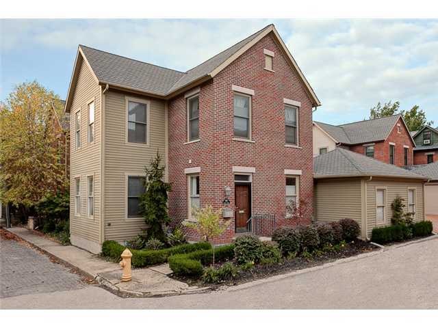 629 Jaeger St, Columbus, OH 43206 - photo 1