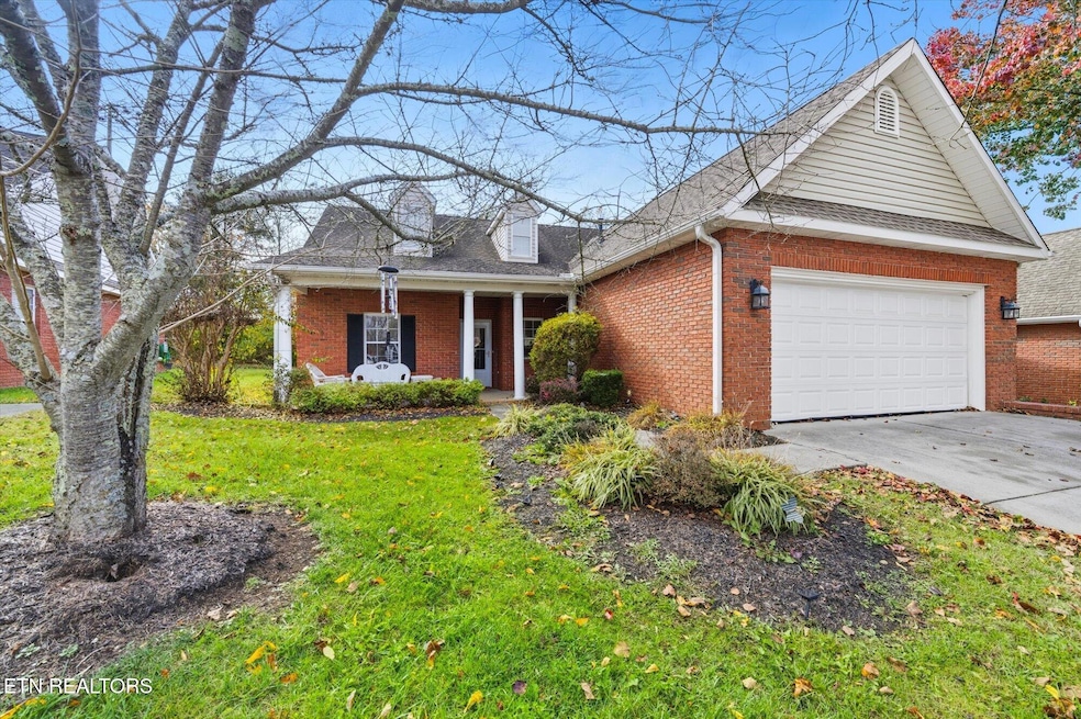 7113 Winter Oaks Way unit 13, Knoxville, TN 37918 - photo 1