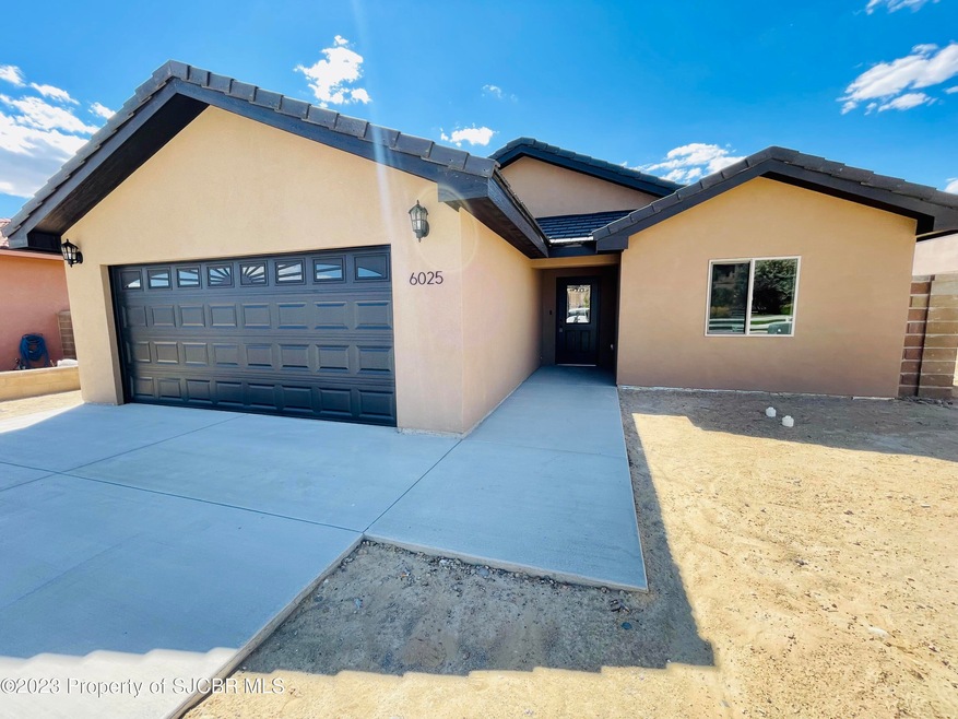 6025 Carl St, Farmington, NM 87402 - photo 1