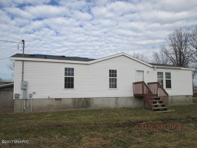 4481 Division St, Wayland, MI 49348 - photo 1