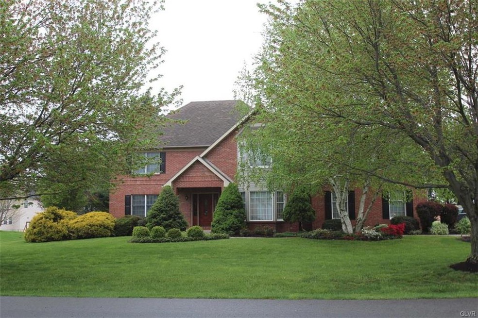 4423 Newton Cir, Emmaus, PA 18049 - photo 1