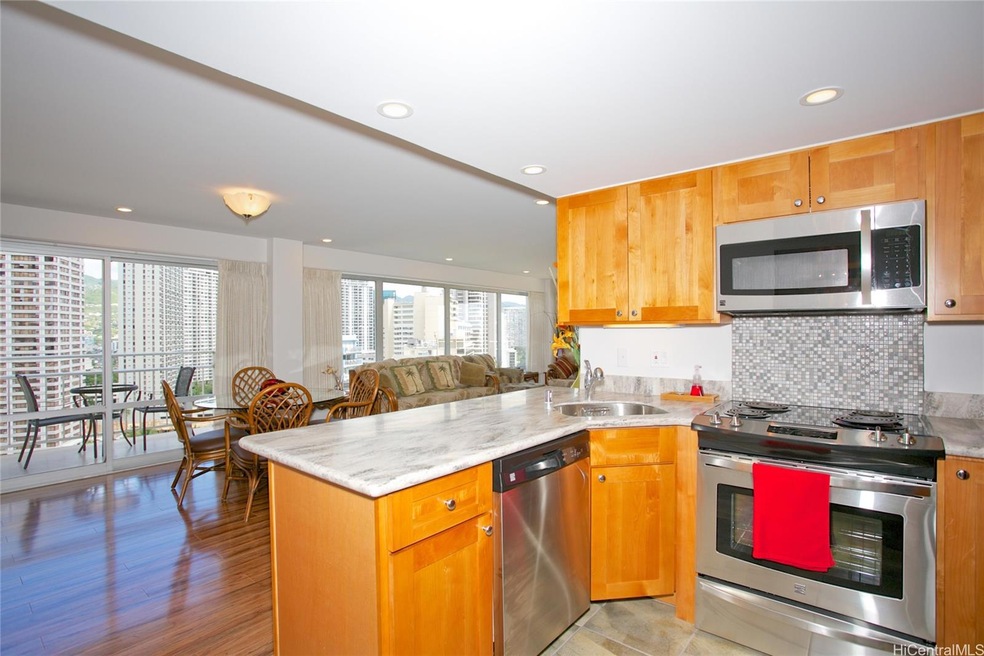 Open Kitchen