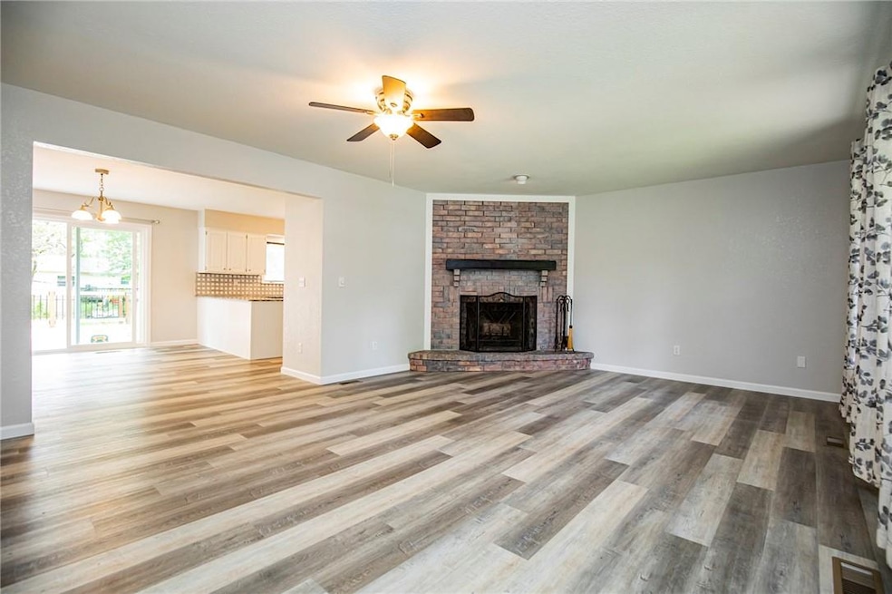 1118 NW G St, Bentonville, AR 72712 - photo 1