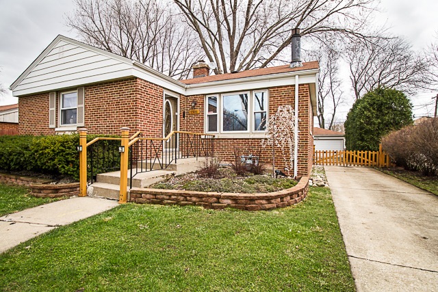 1301 Newcastle Ave, Westchester, IL 60154 - photo 1