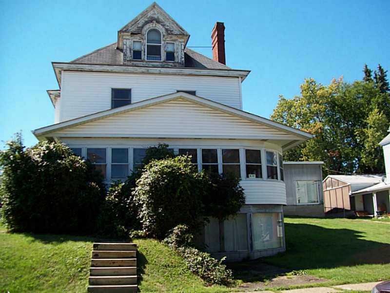 Exterior Front. 4 BR Victorian with HUGE Heated Sh