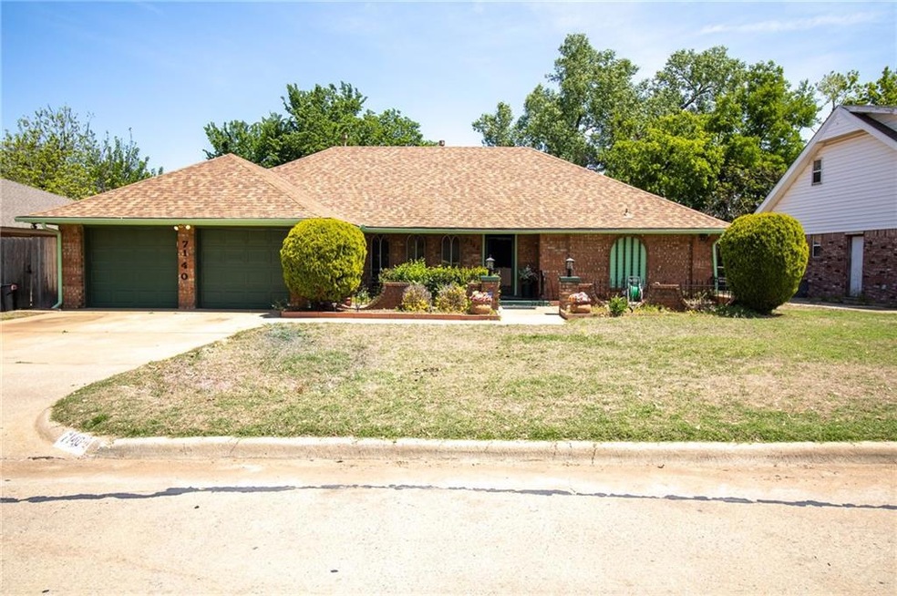 7140 N Comanche Ave, Warr Acres, OK 73132 - photo 1