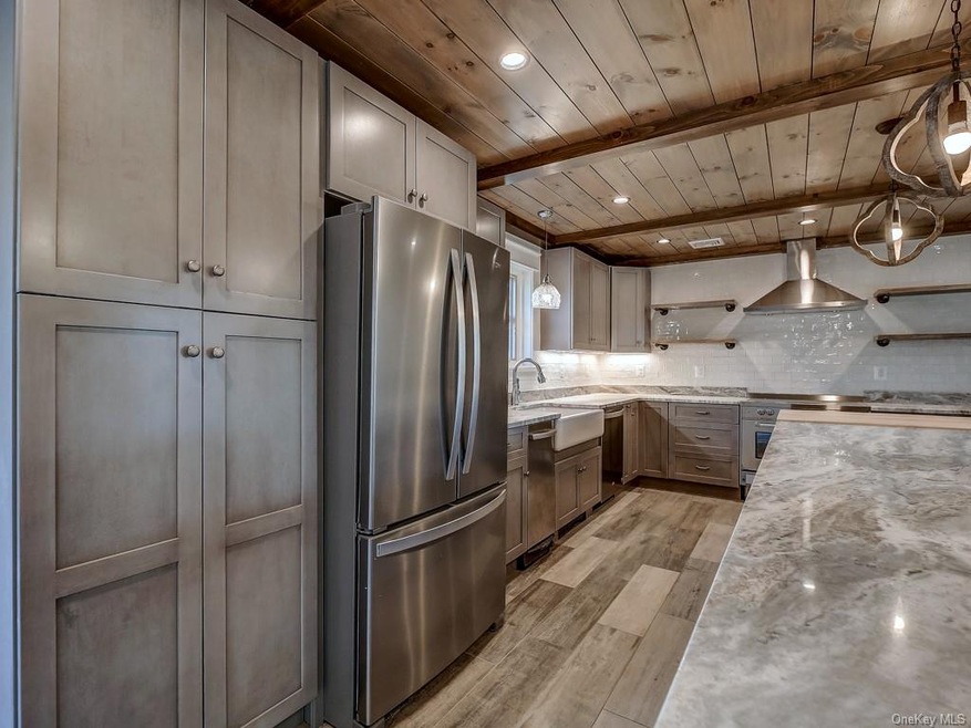 60 Crans Mill Rd, Pine Bush, NY 12566 - photo 1