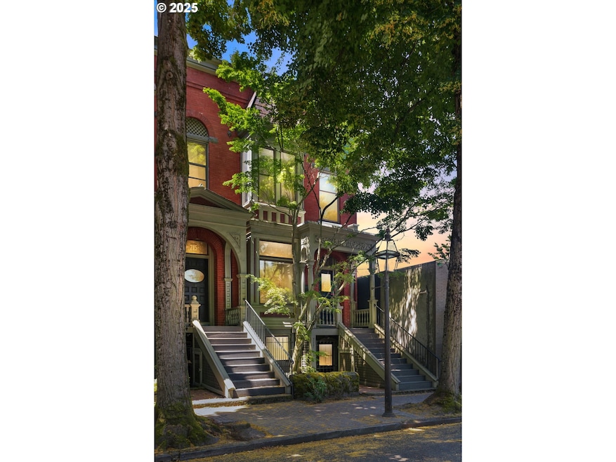 Sold $979,000 • Co-Listing Agent