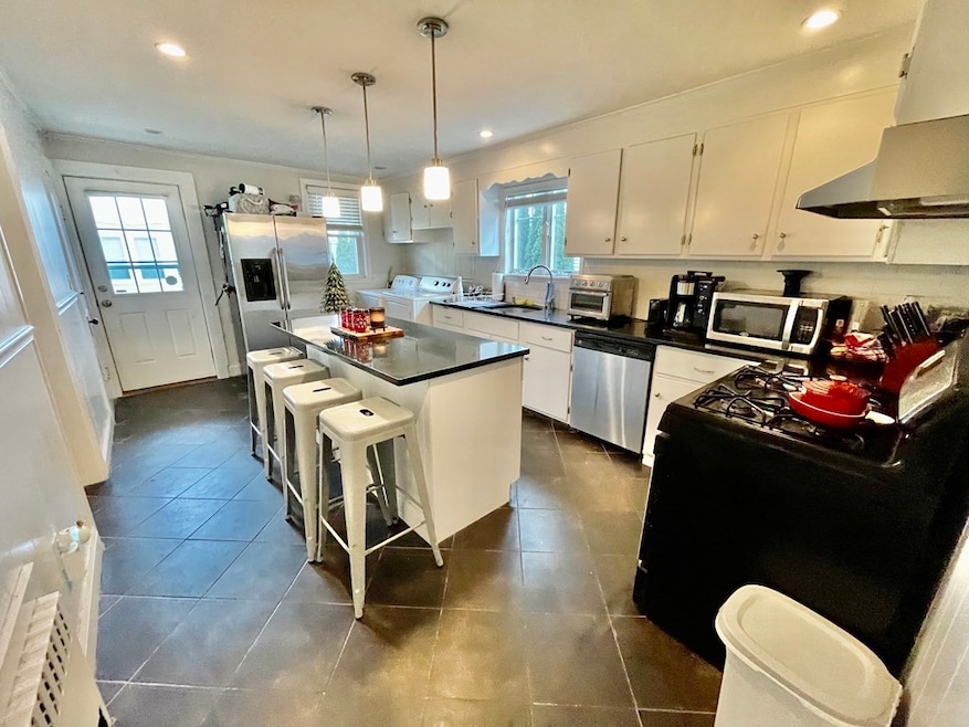 147 4th St unit 1, Medford, MA 02155 - photo 1