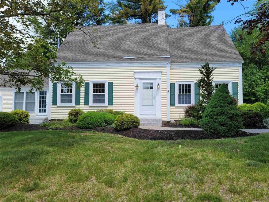 10 Whitehall Rd, Rochester, NH 03867 - photo 1