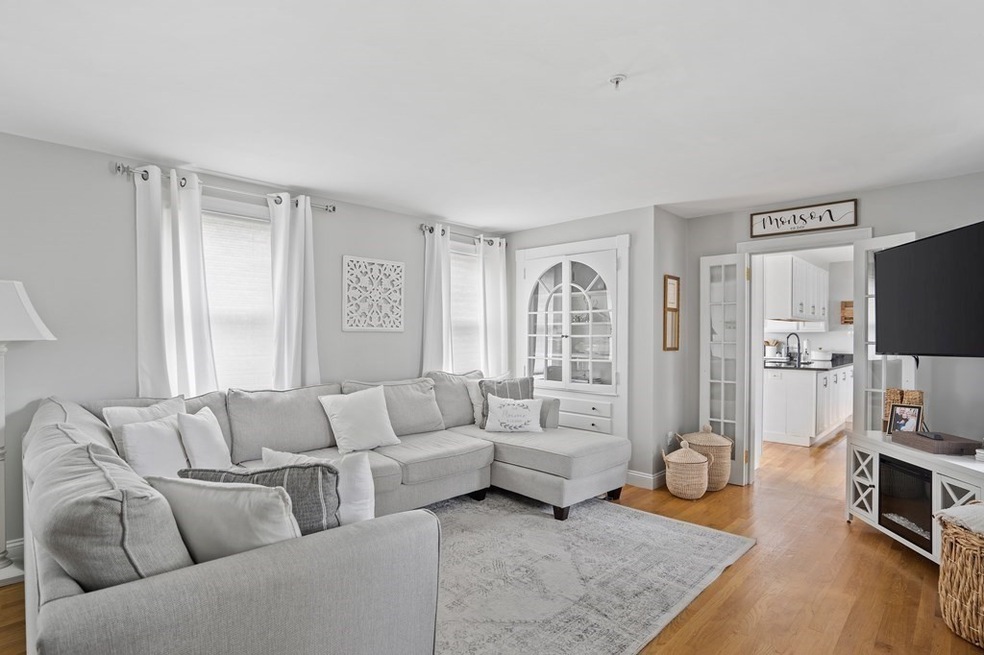 35 High St unit 3C, Danvers, MA 01923 - photo 1