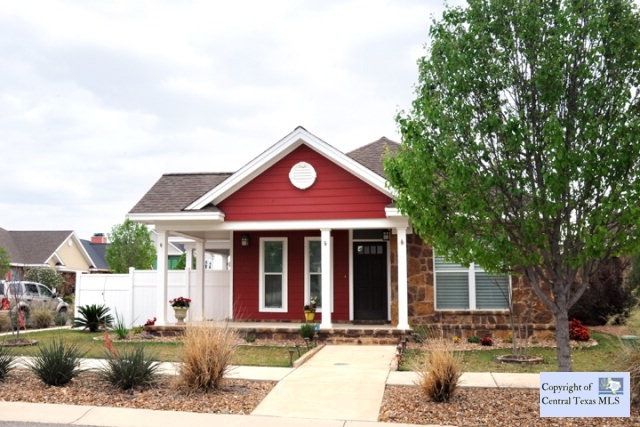 2326 Cotton Blvd, New Braunfels, TX 78130 - photo 1