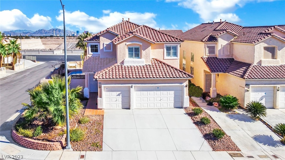 3434 Commendation Dr, Las Vegas, NV 89117 - photo 1