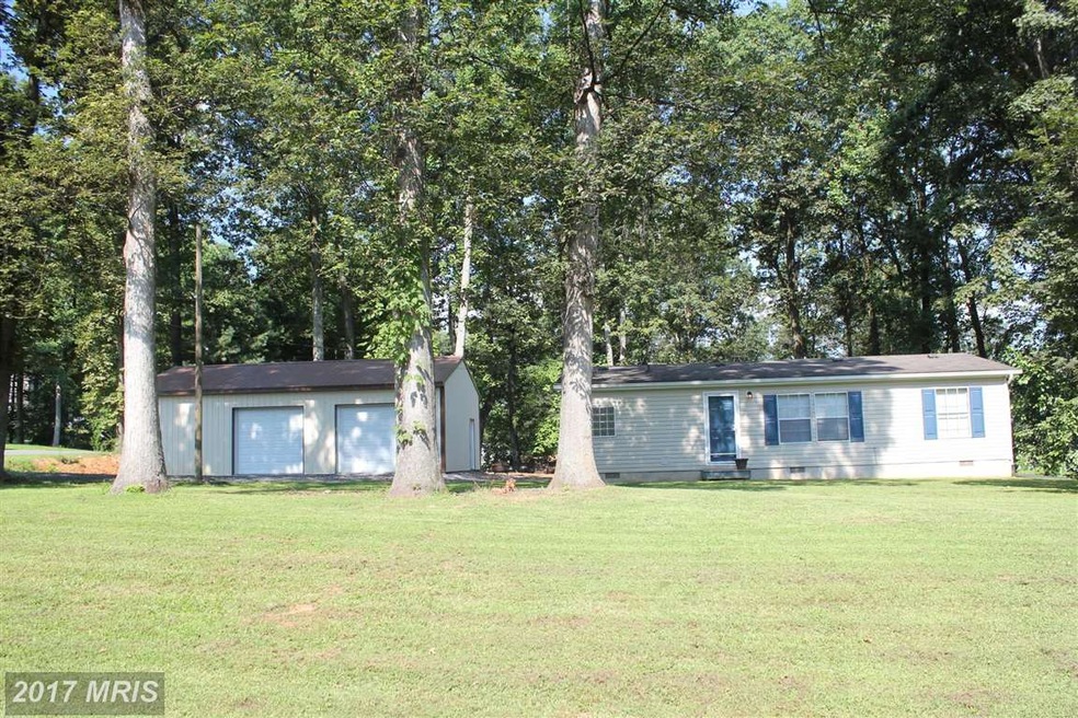 800 Frontier Dr, Bunker Hill, WV 25413 - photo 1