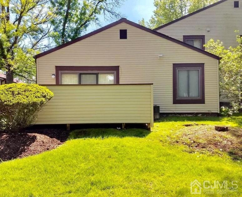 11 Avon Dr unit R11, Hightstown, NJ 08520 - photo 1