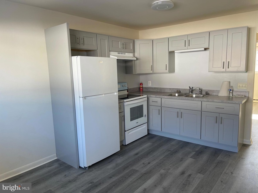 166 S Lime St unit 4, Quarryville, PA 17566 - photo 1