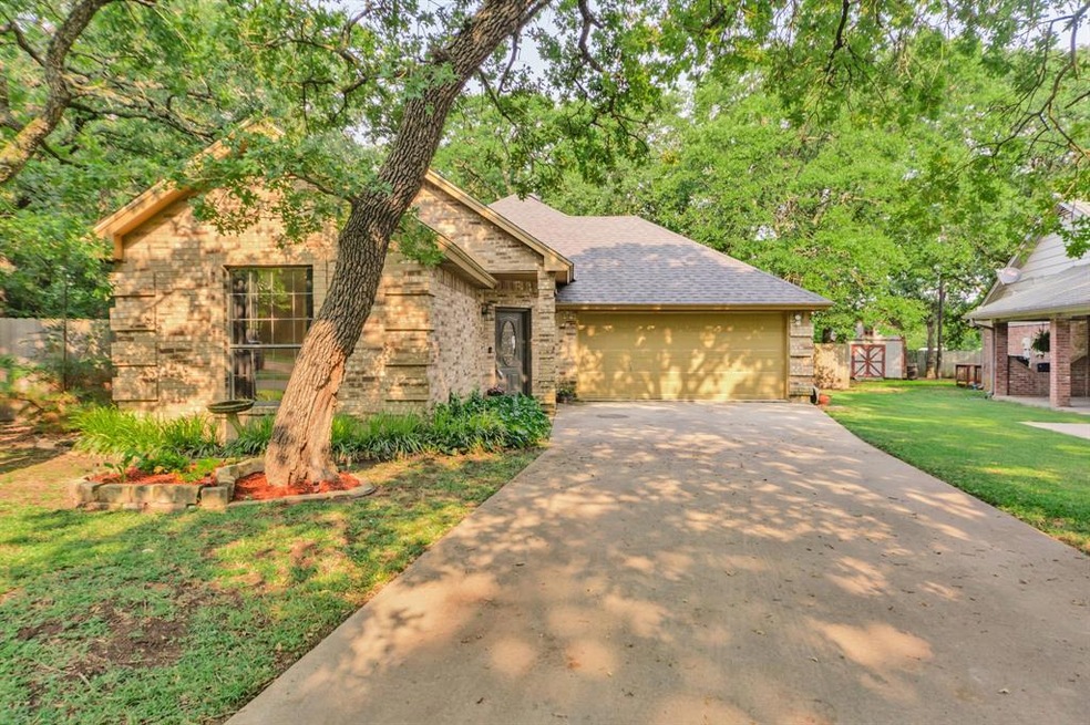 1603 Shady Ln, Decatur, TX 76234 - photo 1