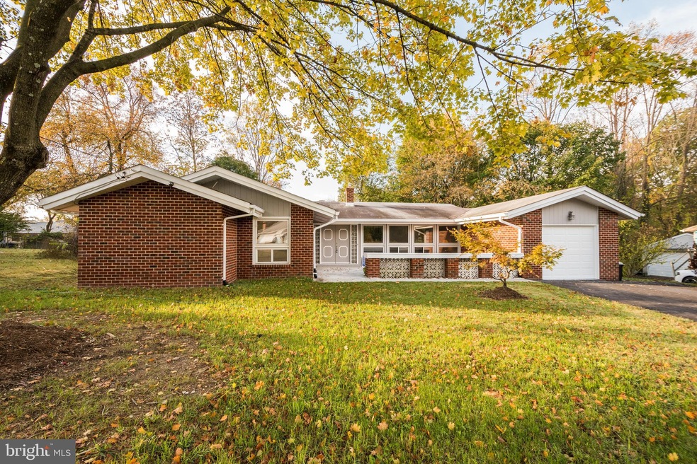 223 11th Ave NW, Glen Burnie, MD 21061 - photo 1