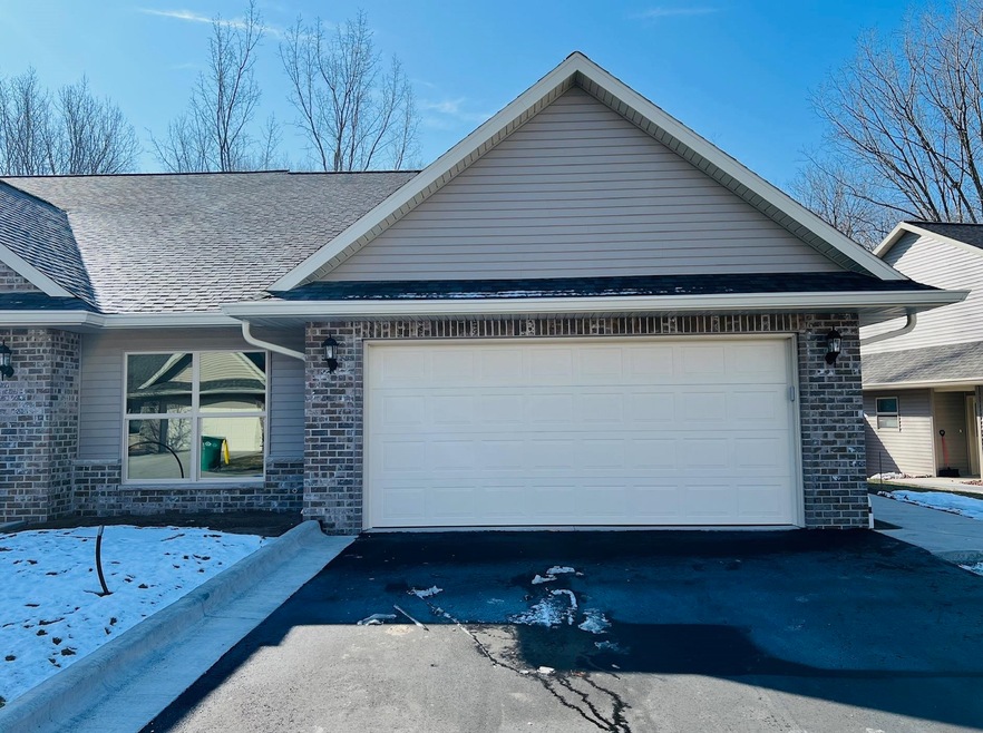 Sold $439,900