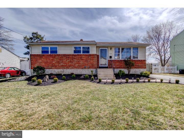 726 W 12th St, New Castle, DE 19720 - photo 1