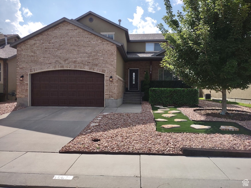 10674 S Pine Shadow Rd, South Jordan, UT 84095 - photo 1