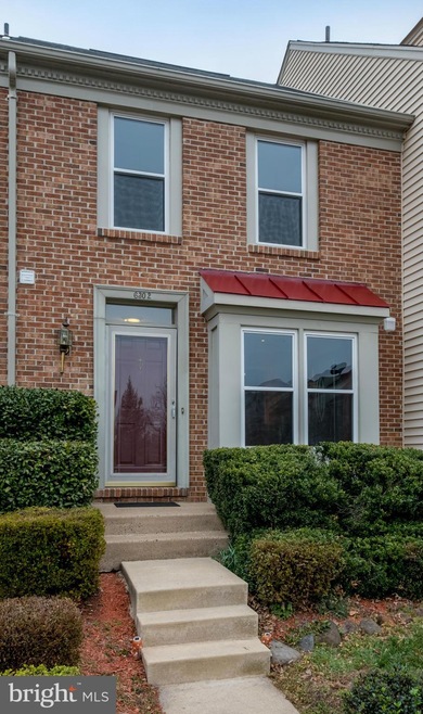 6302 Mary Todd Ct, Centreville, VA 20121 - photo 1