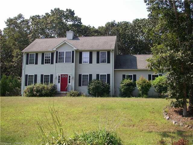 18 Croft Ct, Pawcatuck, CT 06379 - photo 1