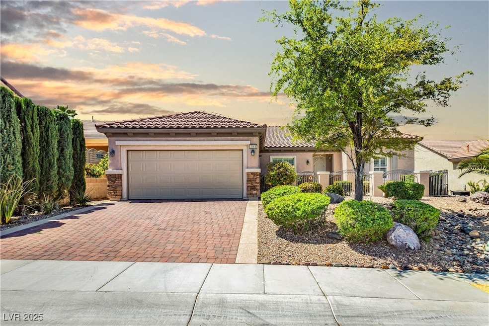 Under Contract $600,000