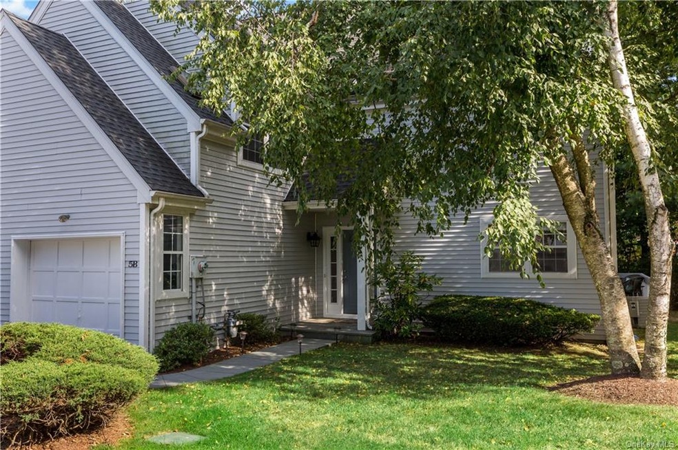 Welcome to 5B Willow Way in Briarcliff Manor!