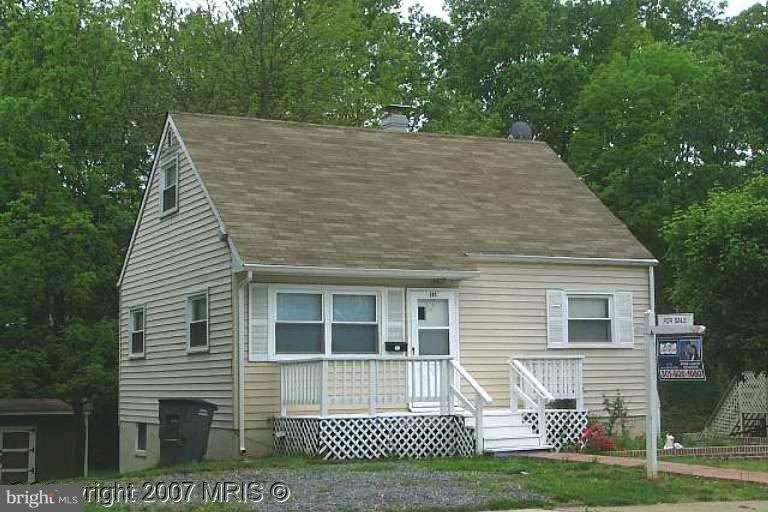 135 Lambert Dr, Manassas Park, VA 20111 - photo 1