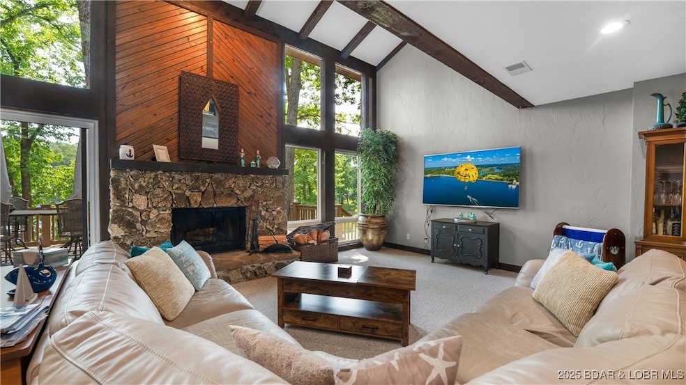 Under Contract $749,900