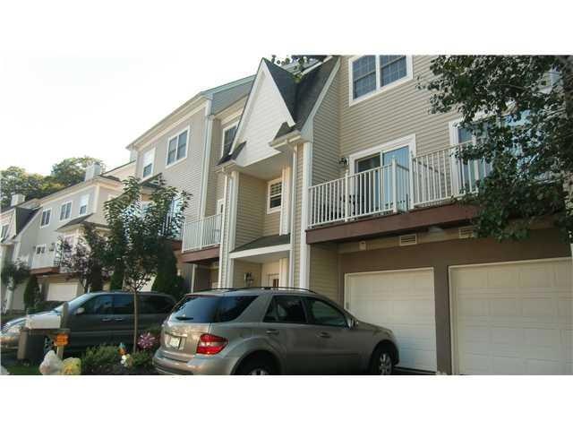 118 Crystal Hill Dr, Pomona, NY 10970 - photo 1