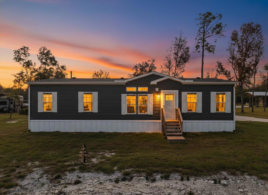 889 NE 434th St, Old Town, FL 32680 - photo 1