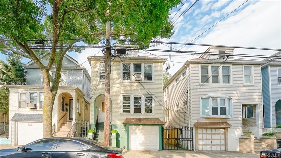 Sold $825,000 • Co-Listing Agent